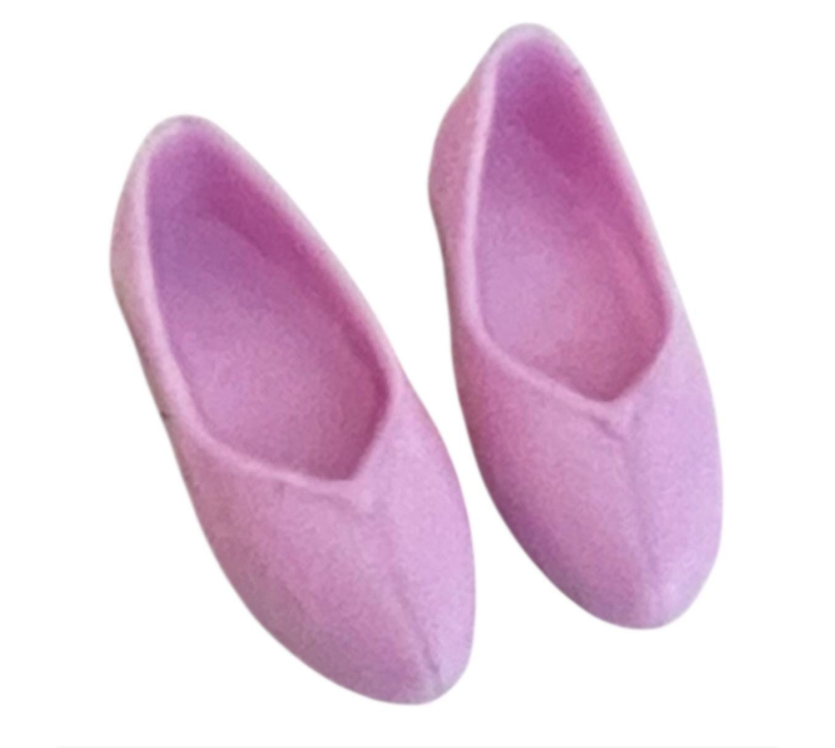 Curvy Doll Shoes: Flat Feet, Assorted Colors