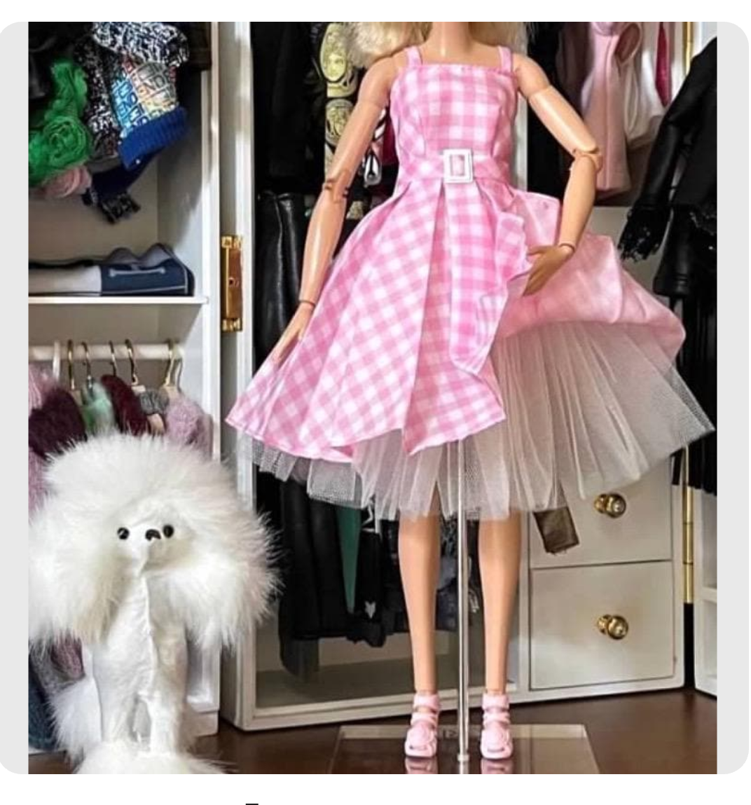 Poodle Pet for 11.5 inch Fashion Dolls Pink or White Faux Fur, 1:6 scale
