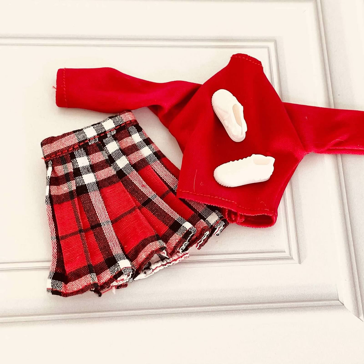 Plaid Doll Skirt: Tartan Pleated Outfit Christmas/Fall - 11.5" Fashion Doll Clothes
