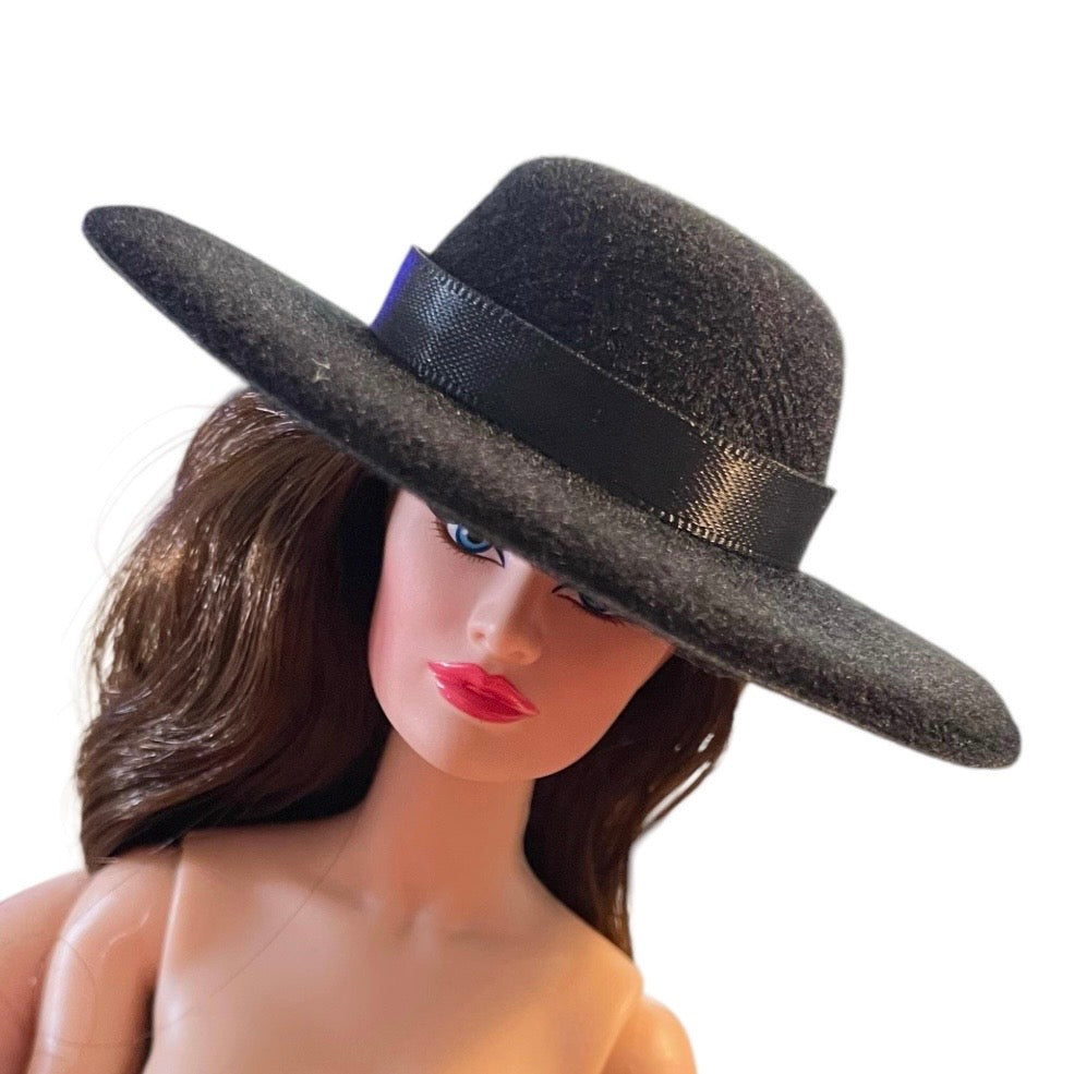 Doll Black Hat, Couture Style, Wide Brim, Felted Inauguration and Princess Style