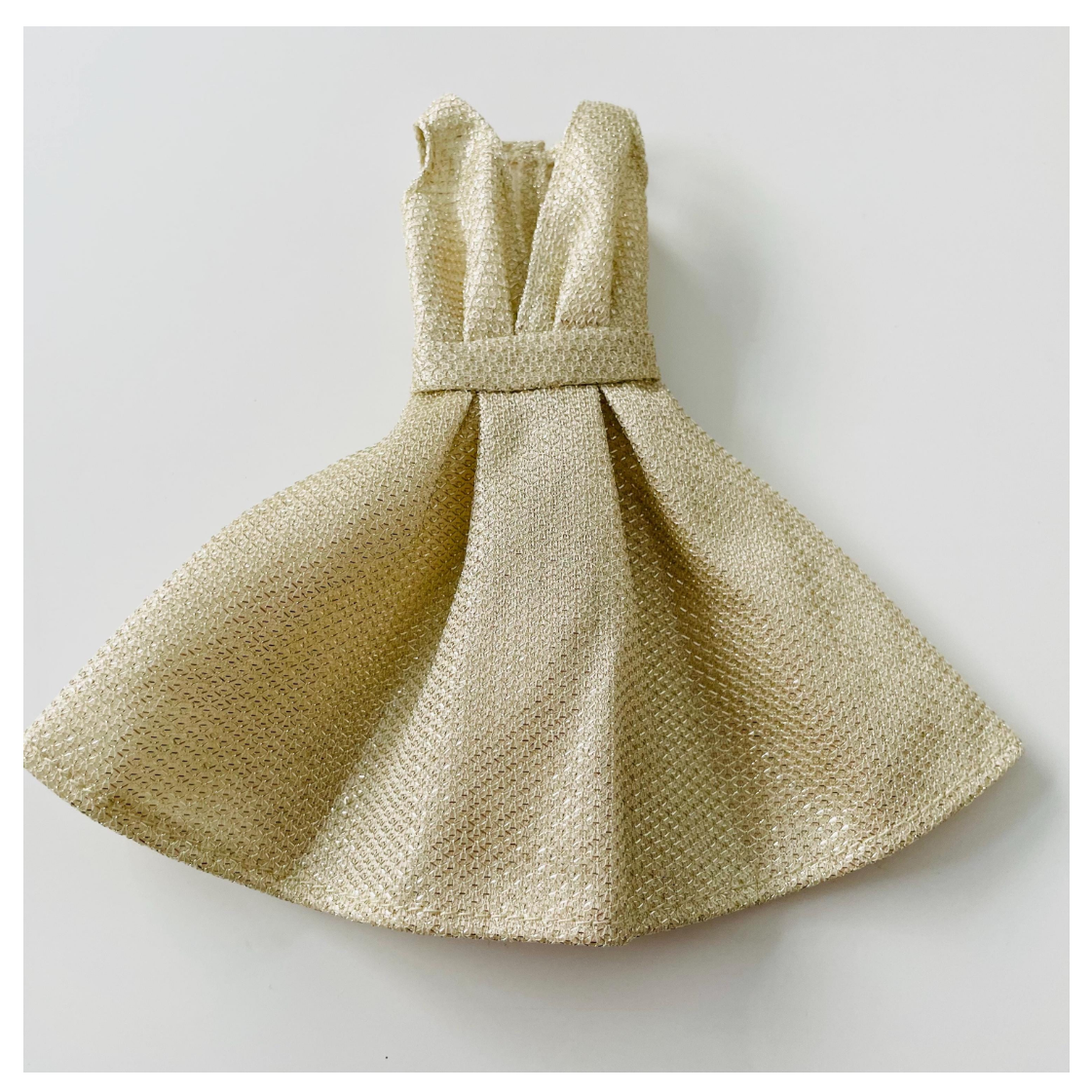 Gold Sparkle Party Dress with Shoes: 1:6 Scale Fashion Doll Clothes