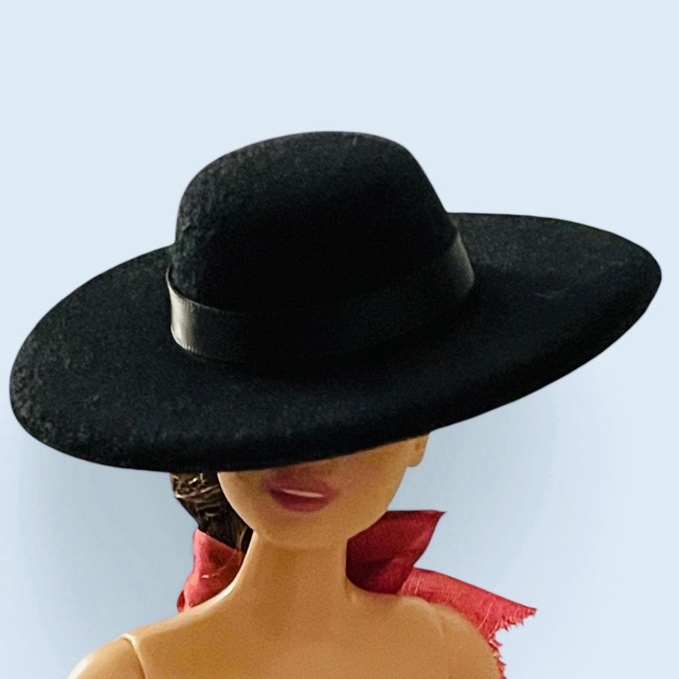Doll Black Hat, Couture Style, Wide Brim, Felted Inauguration and Princess Style