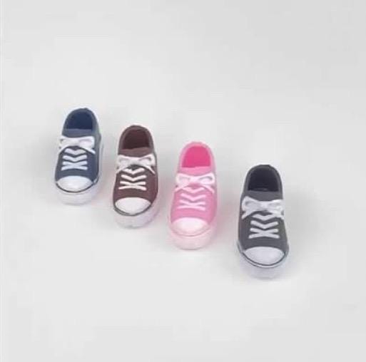 Curvy Doll Sneakers, Black Shoes for 1:6 Fashion Doll