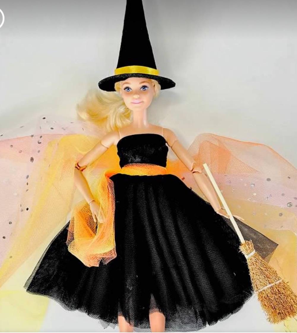 30 cm Fashion Doll Halloween Outfit: Black Cocktail Dress, Hat, Broom, Shoes, Wrap, Undies