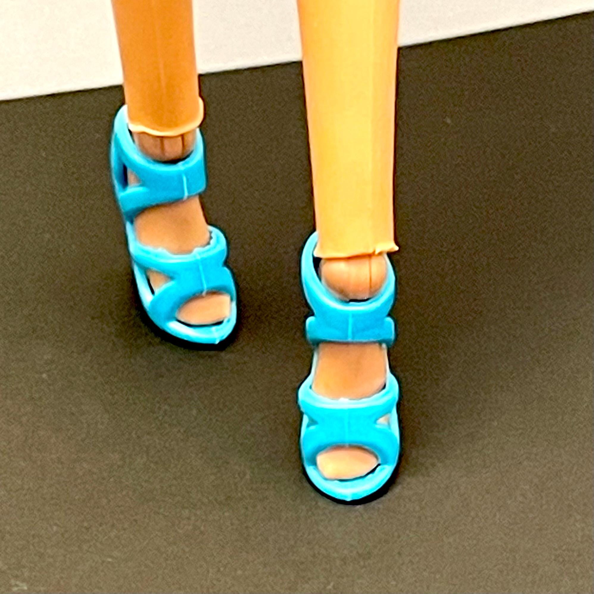 Fashion Doll High Heel Sandal Set: Assorted Colors, Fits Regular Dolls 1:6