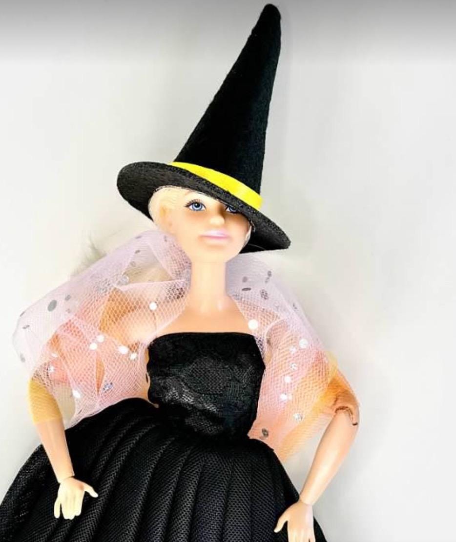 30 cm Fashion Doll Halloween Outfit: Black Cocktail Dress, Hat, Broom, Shoes, Wrap, Undies