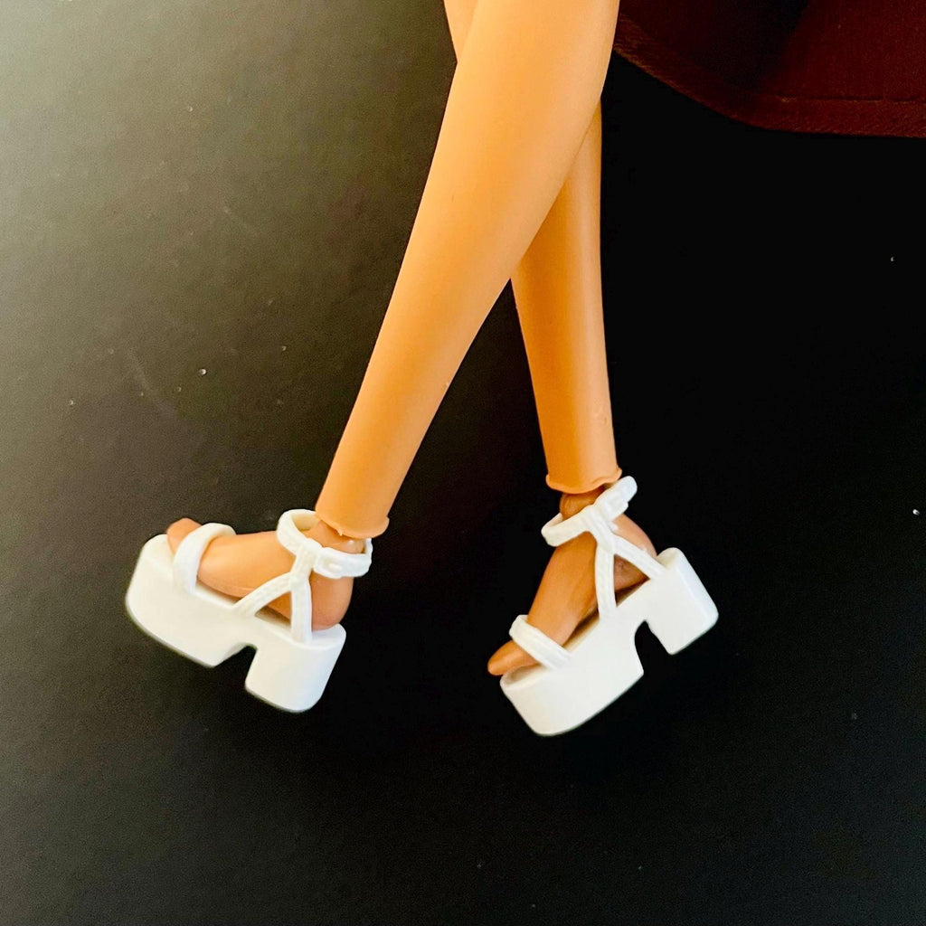 Fashion Doll White Platform Sandals: High Heel Shoes for Flat Feet Dolls