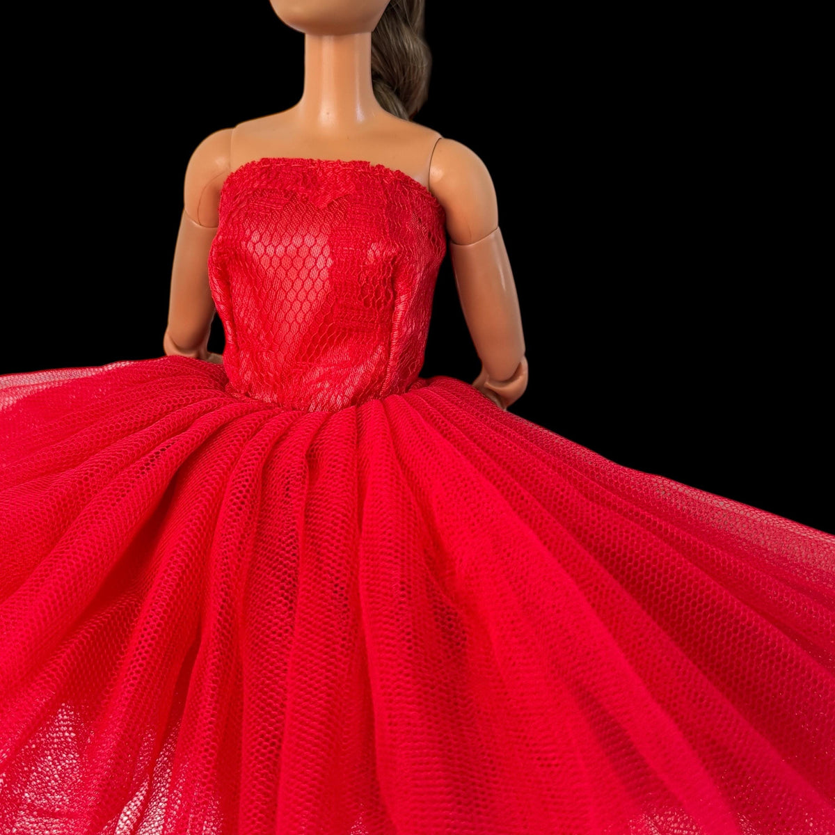 Fashion Doll Evening Gown: Luscious Layers Tafetta Dress with Shoes