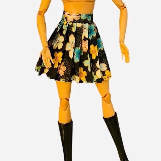 Pleated Doll Skirt: 1/6 Scale Floral Clothing