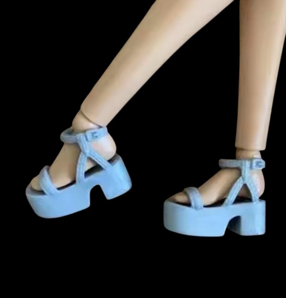 Fashion Doll White Platform Sandals: High Heel Shoes for Flat Feet Dolls